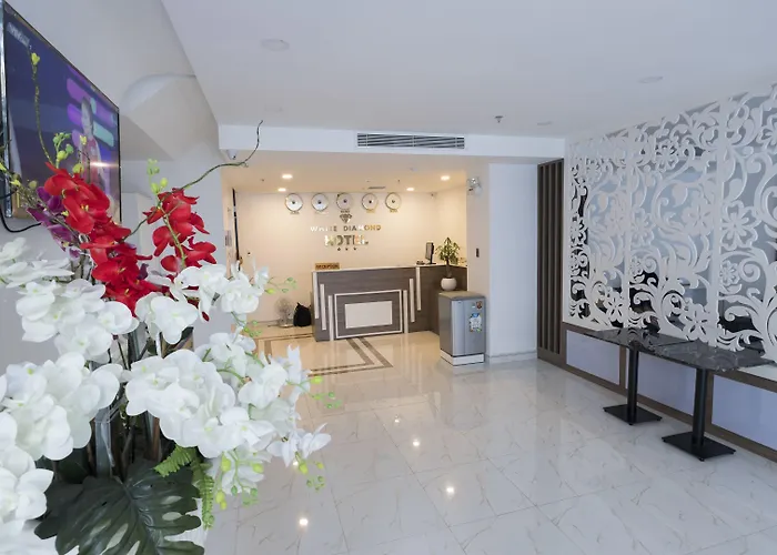 White Diamond Airport Hotel - Tsn